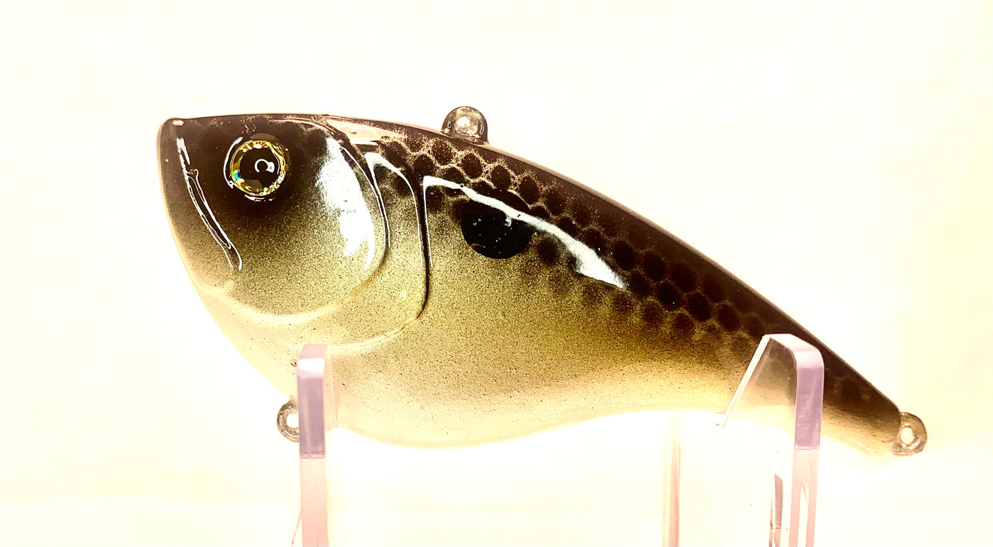 Lipless Crank Bait “The Magician”