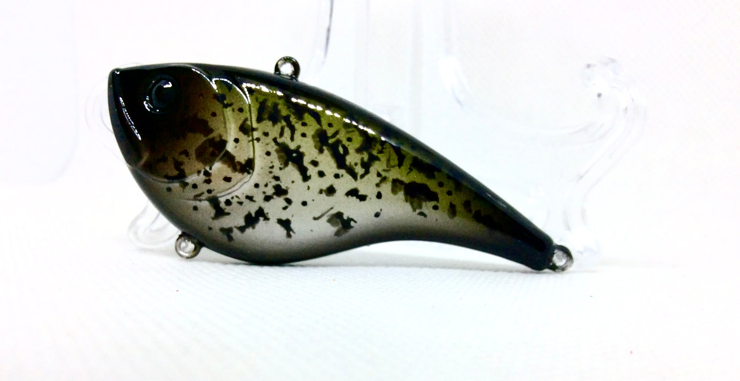 Lipless Crank Bait “The Magician”